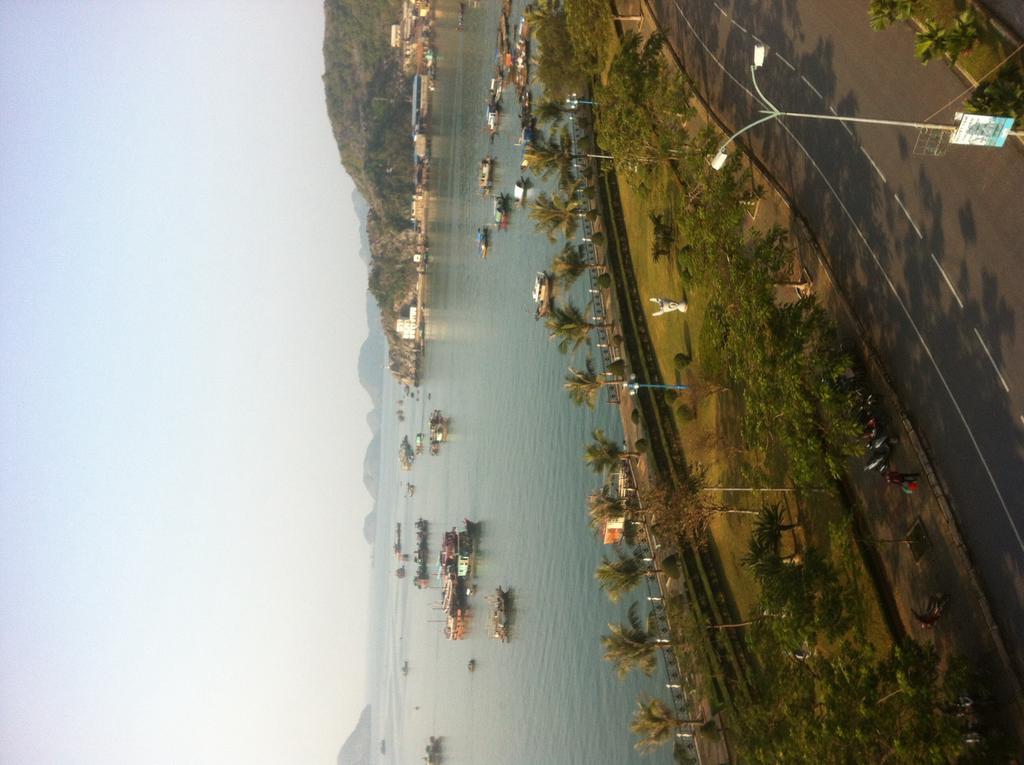 Thanh Tung Hotel Cat Ba Island Екстериор снимка
